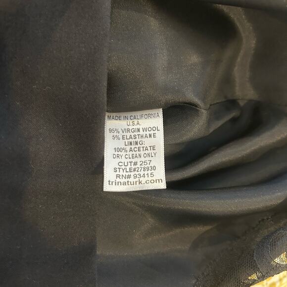 Trina Turk Black Wool Fitted LBD w Open Back - Picture 8 of 12